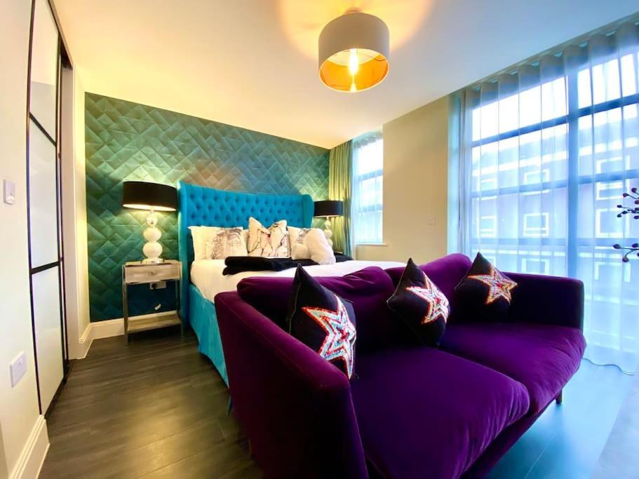 פול Stunning Apartment Suite - Free Parking & Wifi! מראה חיצוני תמונה